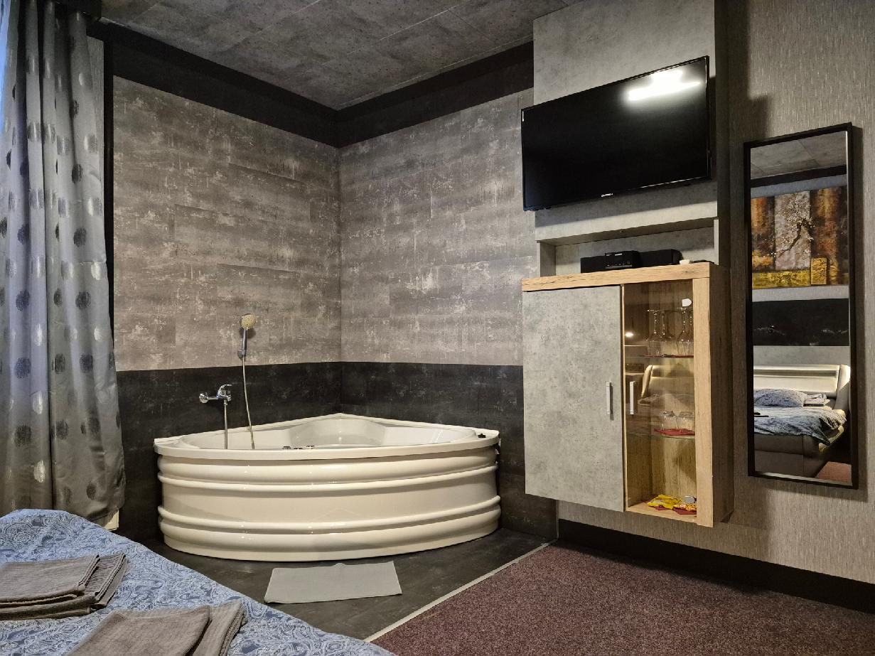 AZYL PRO MILENCE OSTRAVA POKOJ RELAX PLUS